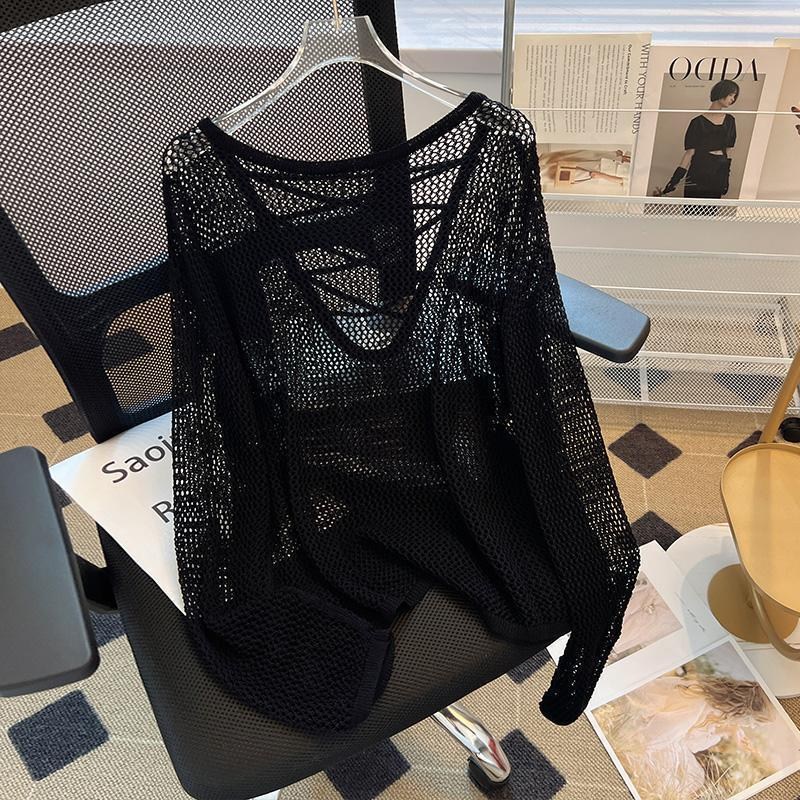 (image for) Open-knit sweater with criss-cross back detail