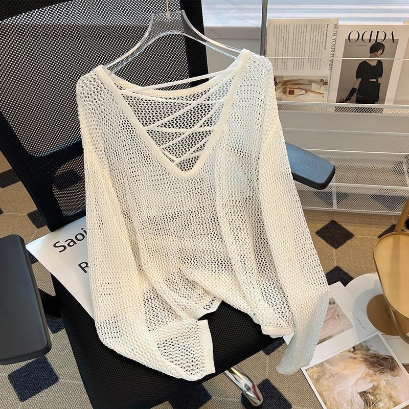 (image for) Open-knit sweater with criss-cross back detail